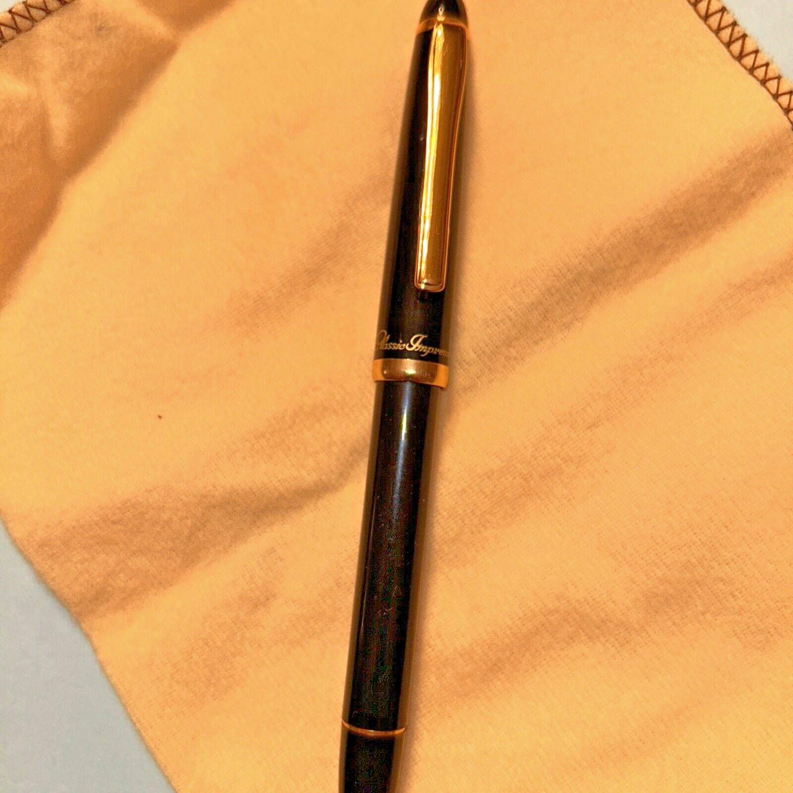 Vintage A&W Classic Impressions Fountain Pen, Gold Electro Plated Nib & Clip