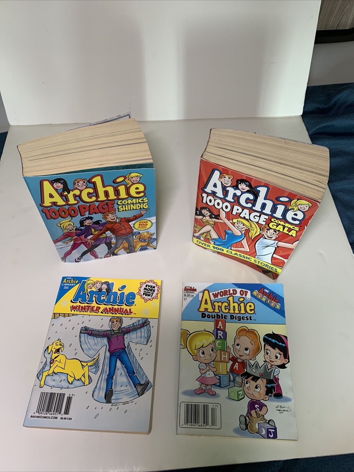 FOUR ARCHIE COMICS 2 1000 Page Comics And 2 Normal Comics. Includes 202 Stories