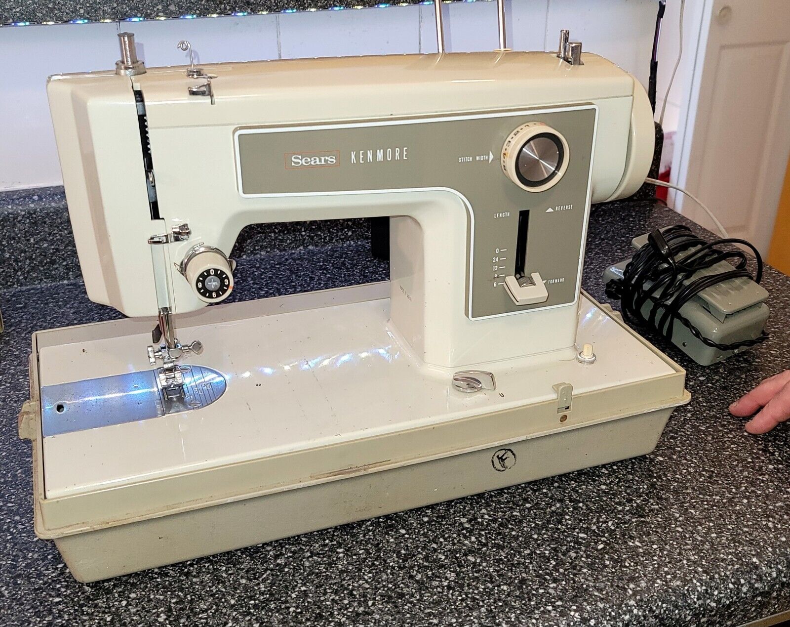 Vintage 1960 Sears Roebuck Kenmore Sewing Machine Model 5154 Very Clean