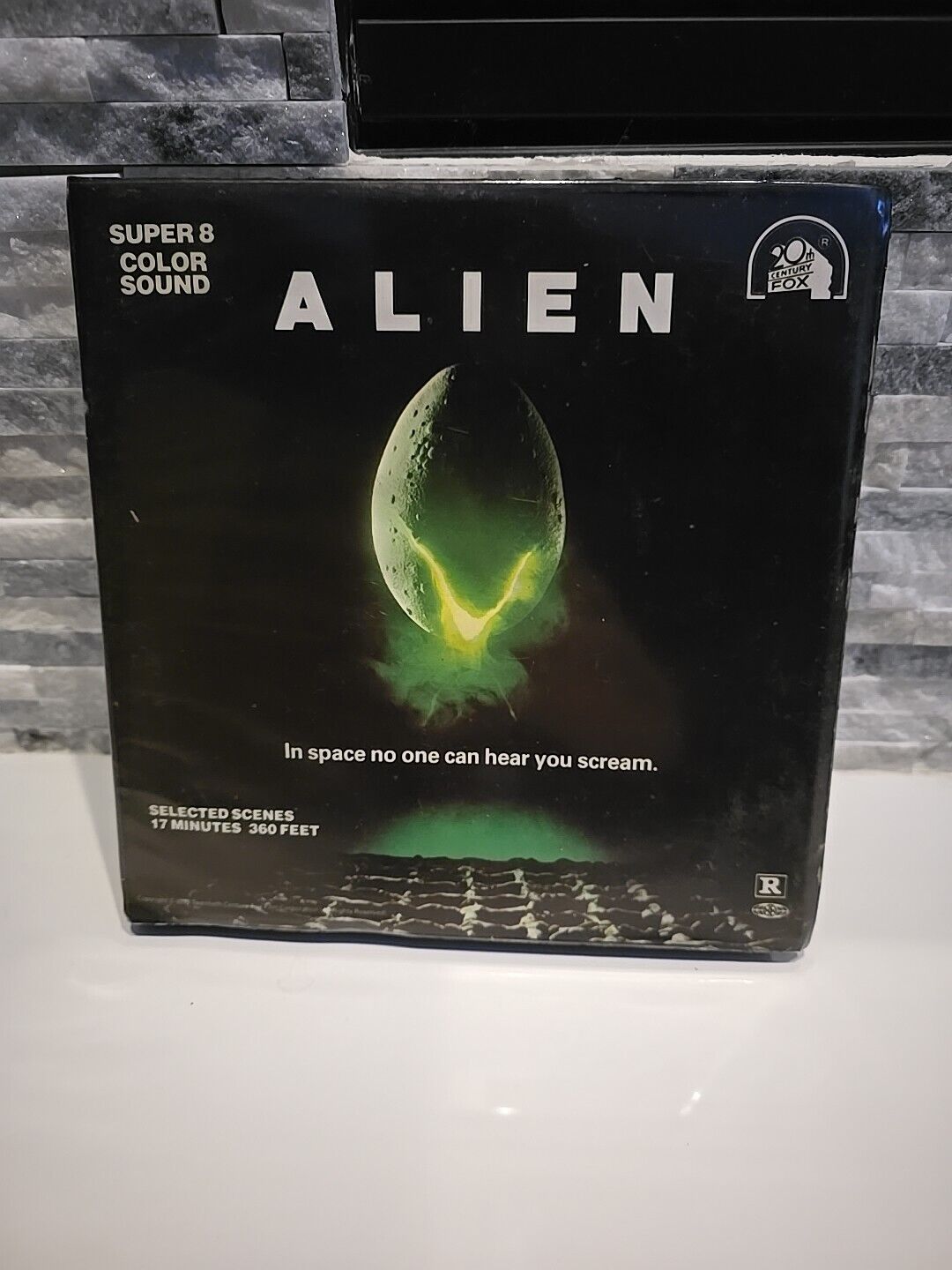 Alien Super 8