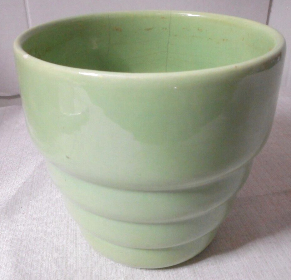 Haeger Potteries BEEHIVE Planter 3789-5 Made in USA Light Green 5 1/2\