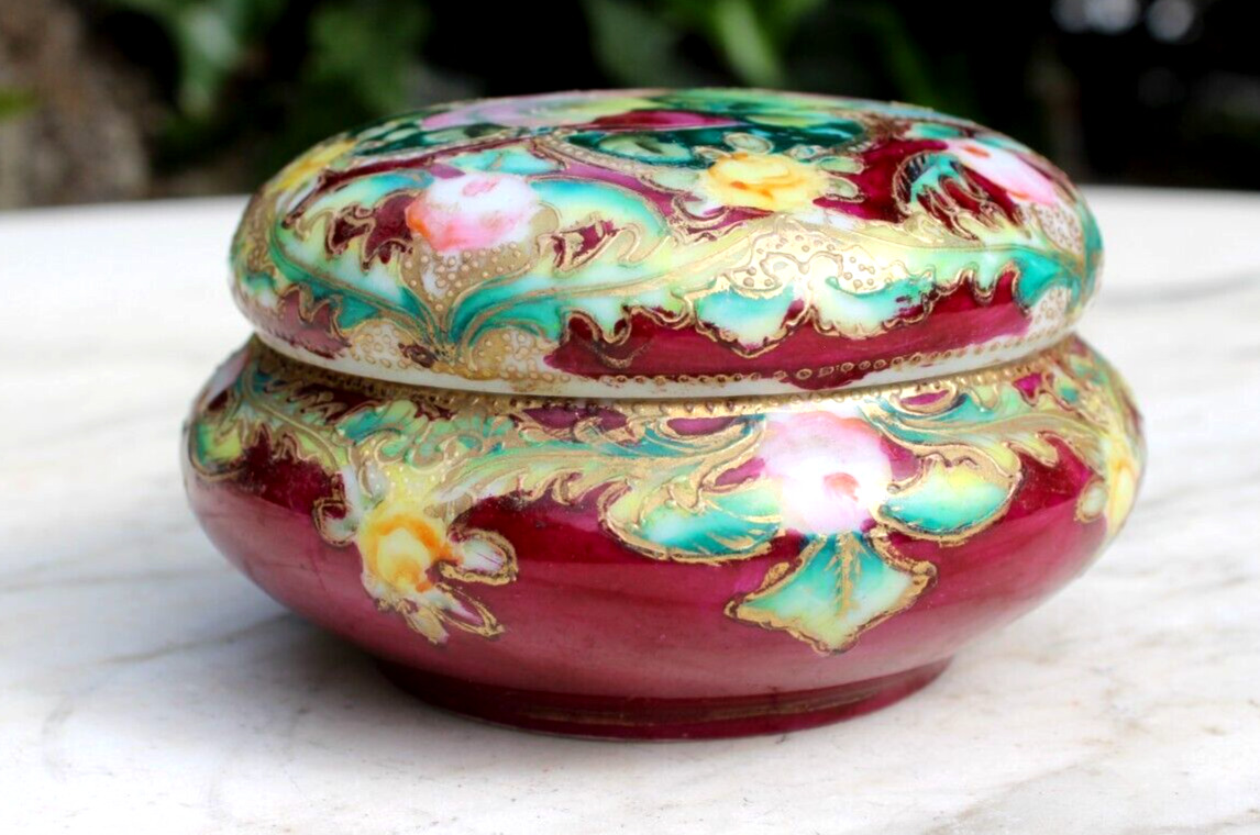 Antique Hand Painted Roses Gold Chinese Covered Porcelain Box, Signed