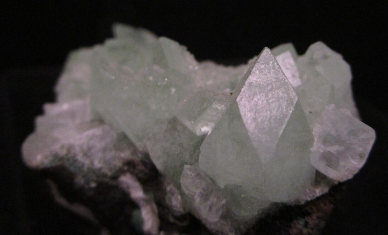 Exceptional Array of Terminated Green Apophyllite Crystals