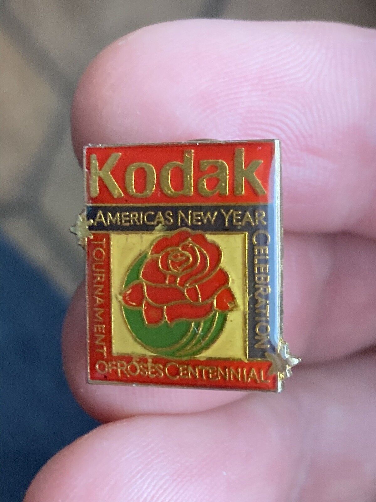 Kodak New York roses centennial Lapel Pin Vest Collectible EUC K515