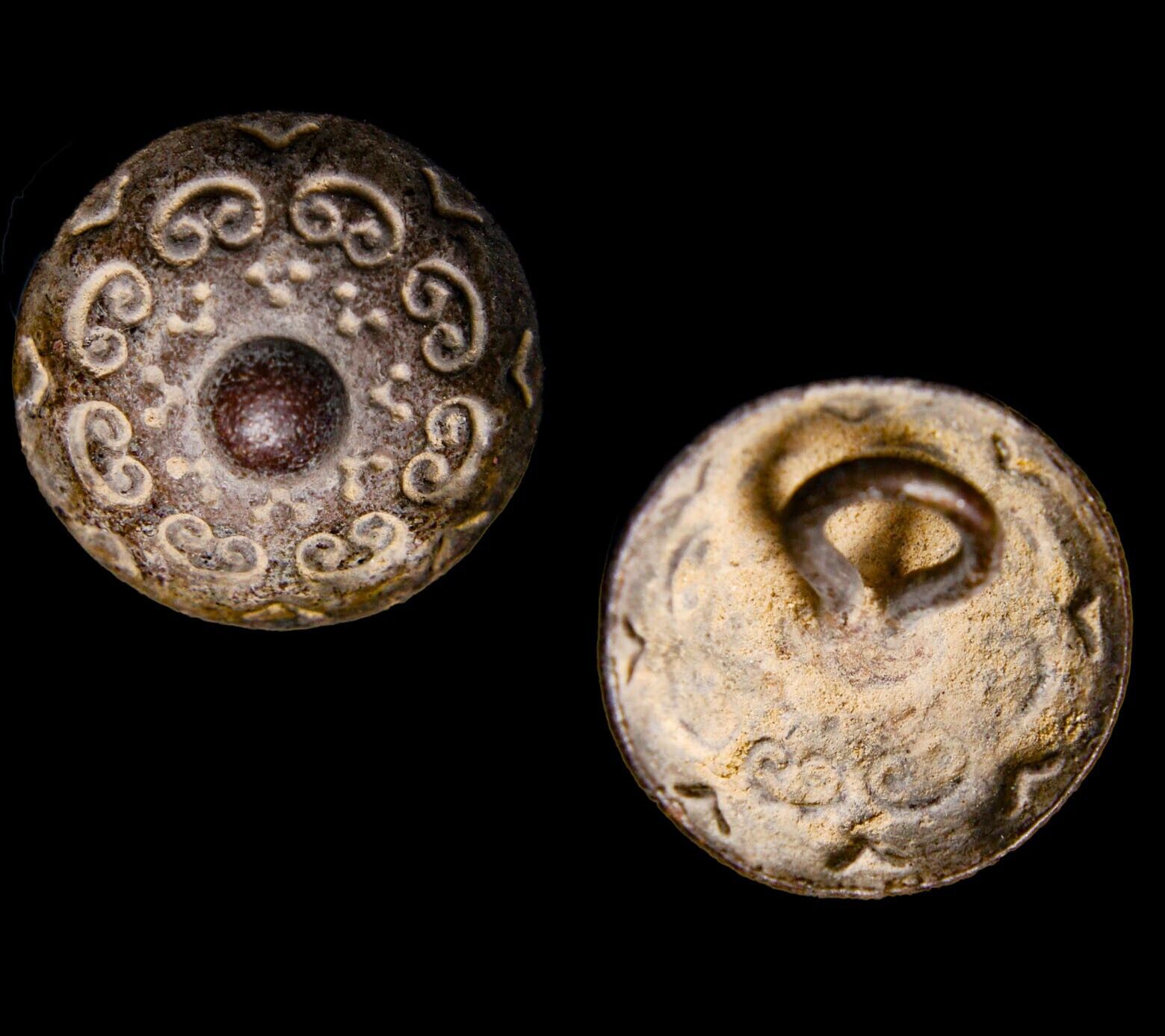 CRUSADER Jerusalem Find Artifact Antiquity Button or Pendant Fleur De Lis Decor