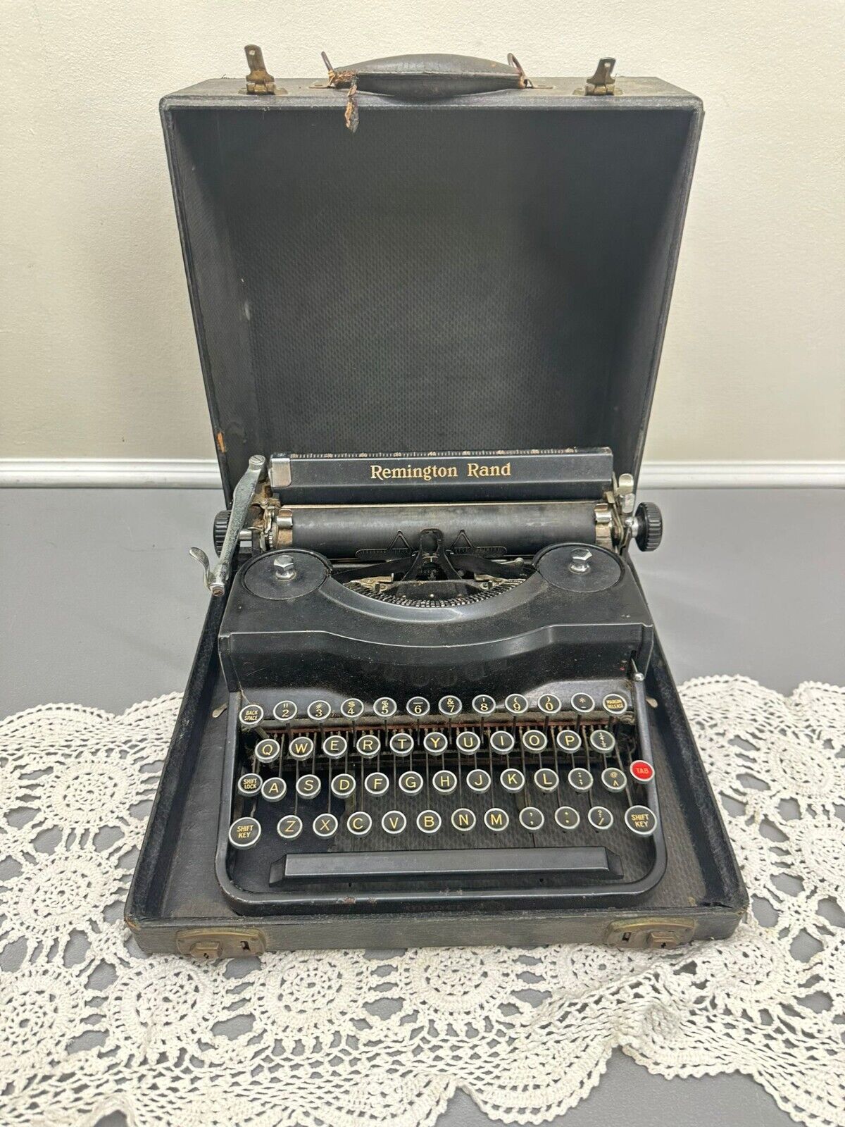 Antique Remington Rand Vintage Manual Typewriter With Case