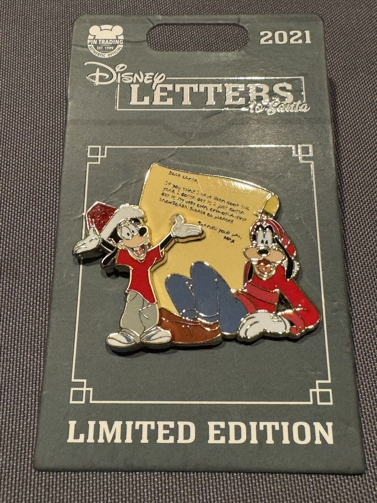 Disney Christmas 2021 Letters to Santa Goofy and Max LE Pin
