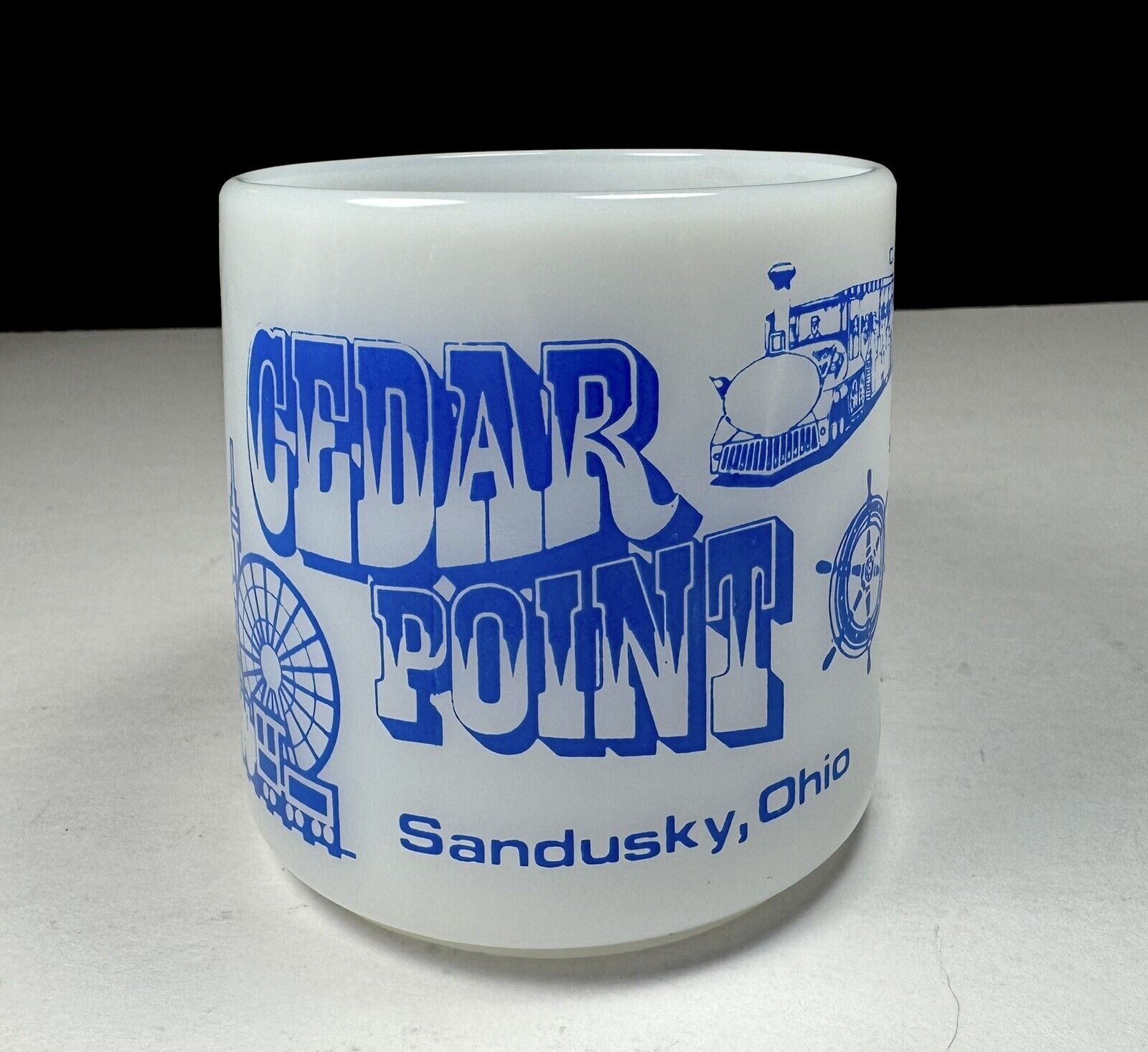 Vintage Federal Cedar Point Sandusky Ohio Milk Glass D Handle Mug Exc Cond Mint