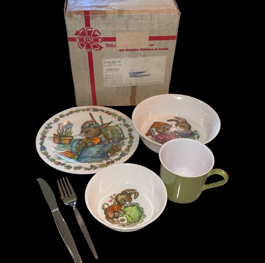 Vintage Oneida Deluxe Peter Rabbit Child Melamine Dish Set Betty Crocker Gift