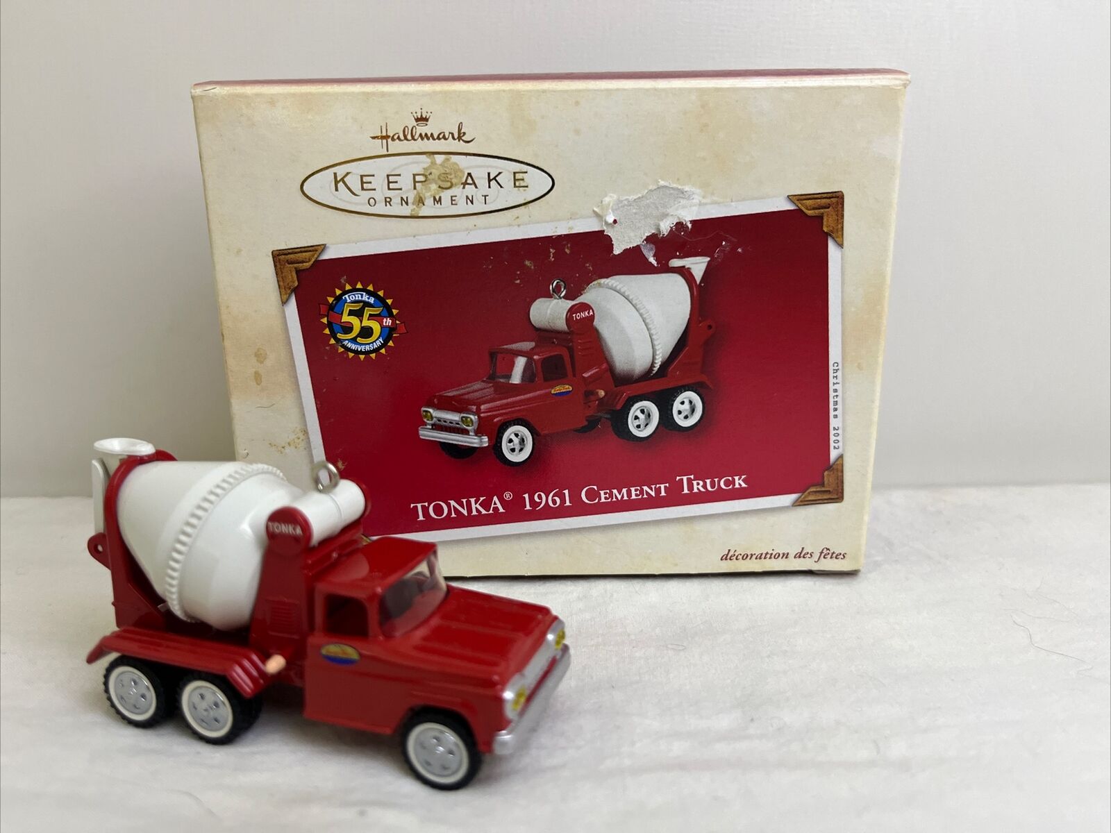 Hallmark Keepsake Ornament Tonka 1961 Cement Truck Red White 2002