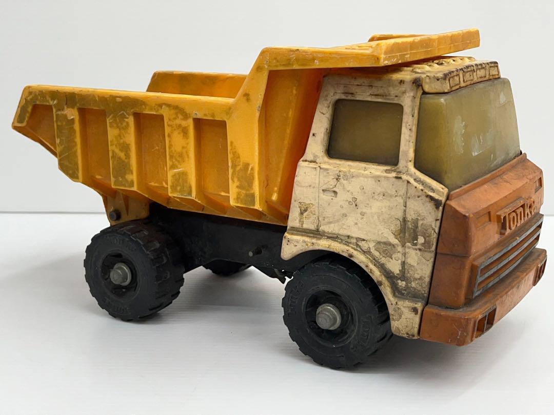Rare 1985 Bandai Secondhand Tonka Dump Truck Toy Showa