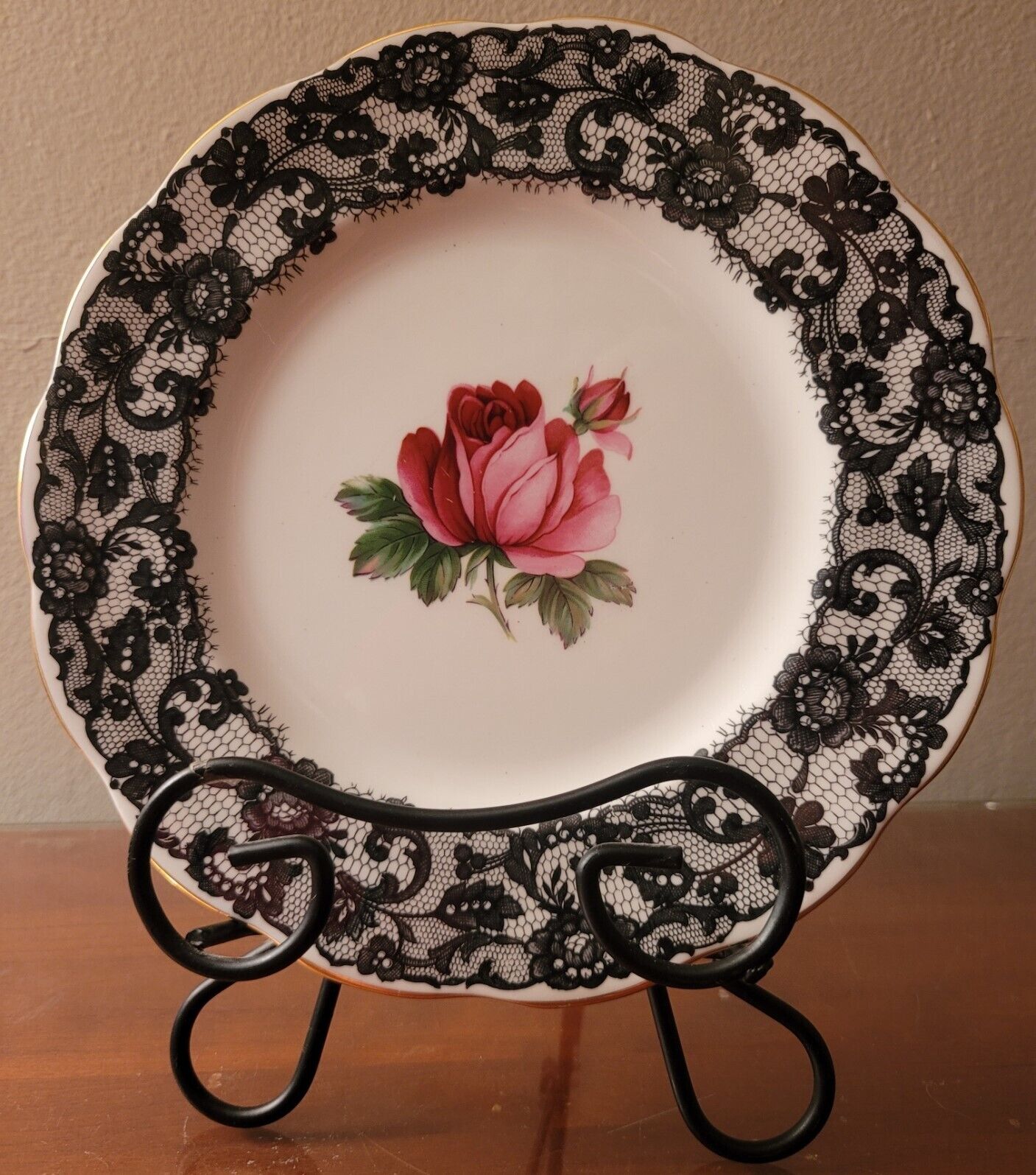 Royal Albert Senorita 8” Lunch Plate #619437 Black Lace Pink Rose Right Decal