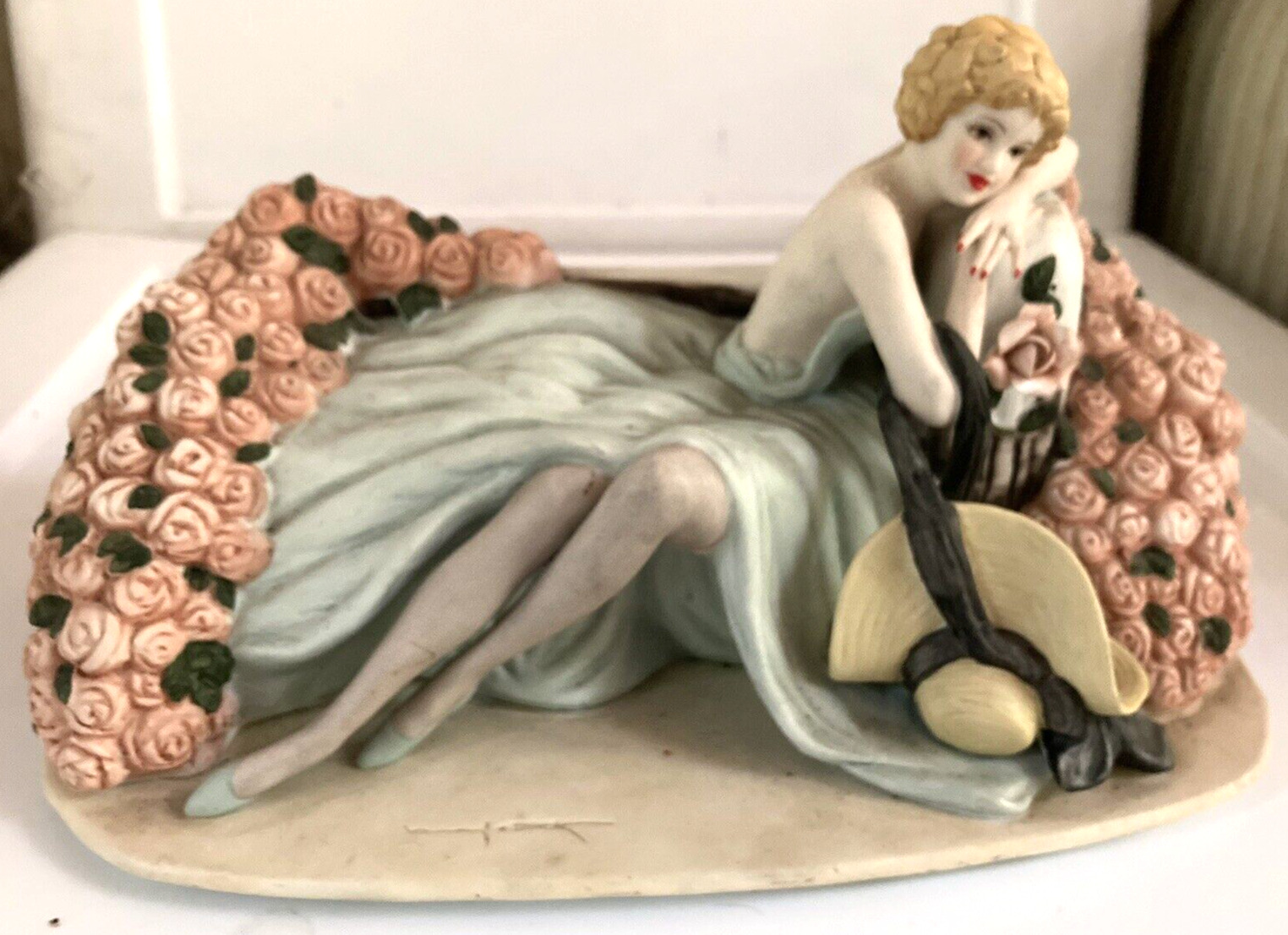 Louis Icart Figurine 1933 Les Roses 762/10000 The Heirloom Tradition 1984, EUC