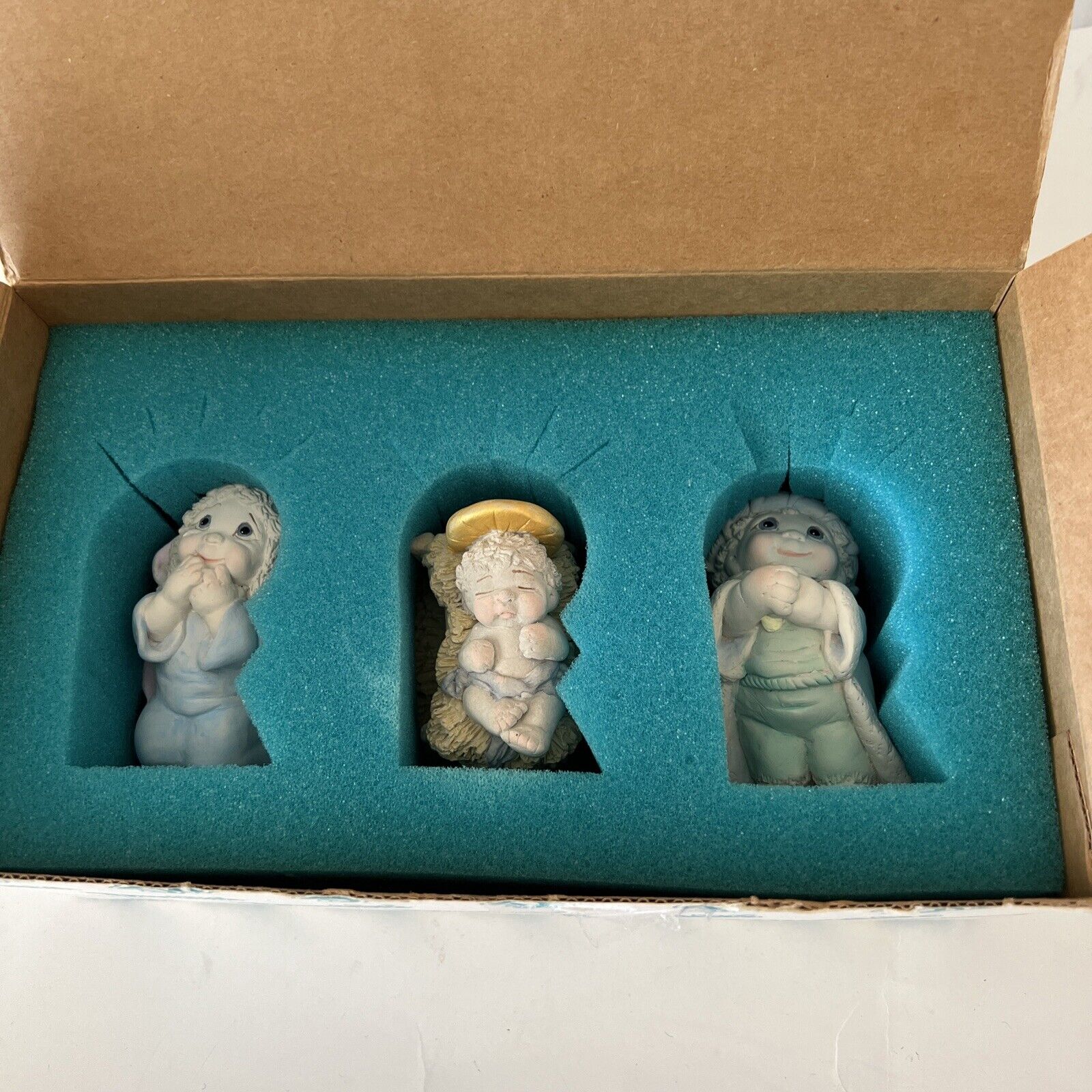 Vintage 1995 Rare Dreamsicles 3 Piece Baby Jesus, Mary & Joseph Nativity Set Sig