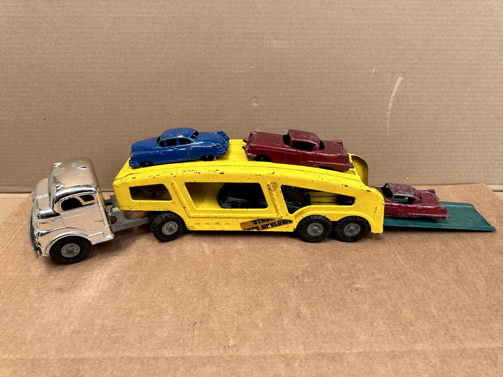 1957 Structo Auto Transport Car Hauler Truck Pressed Steel Toy & Cars Nice