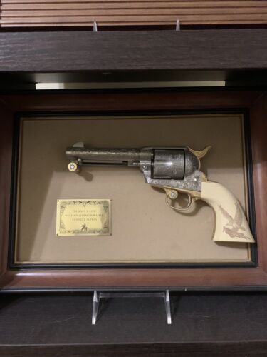 Franklin Mint John Wayne SAA Commemorative Revolver & Display Frame