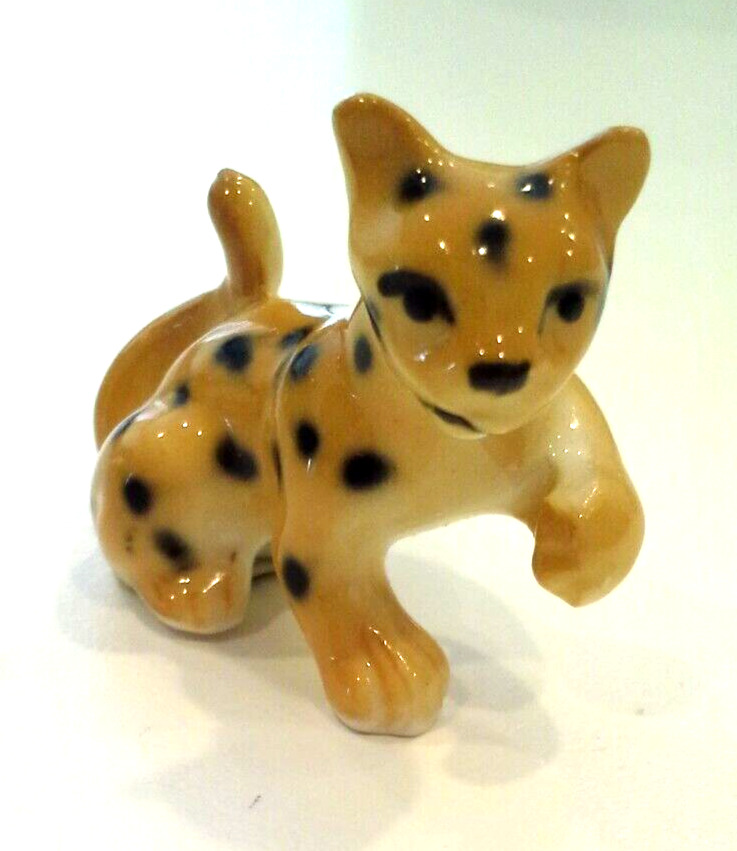 Vintage Cheetah Cub by Bug House miniature figurine