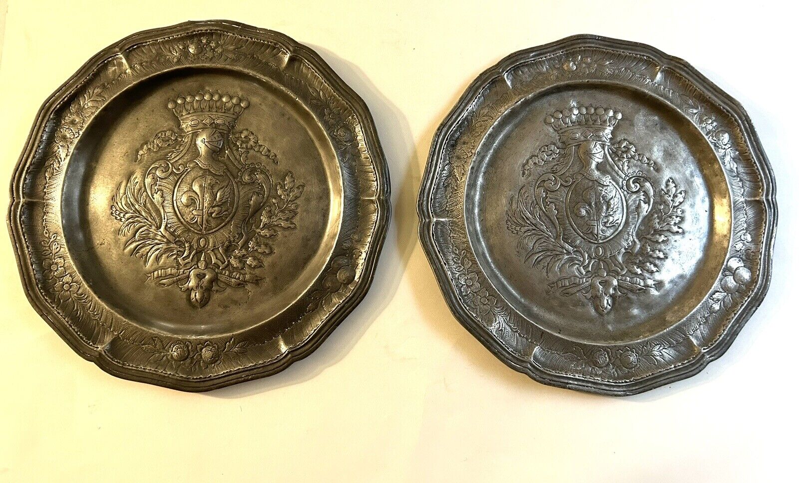 Early 1700’s French Norman pewter plates 2 hallmarked W possible royal crest ￼