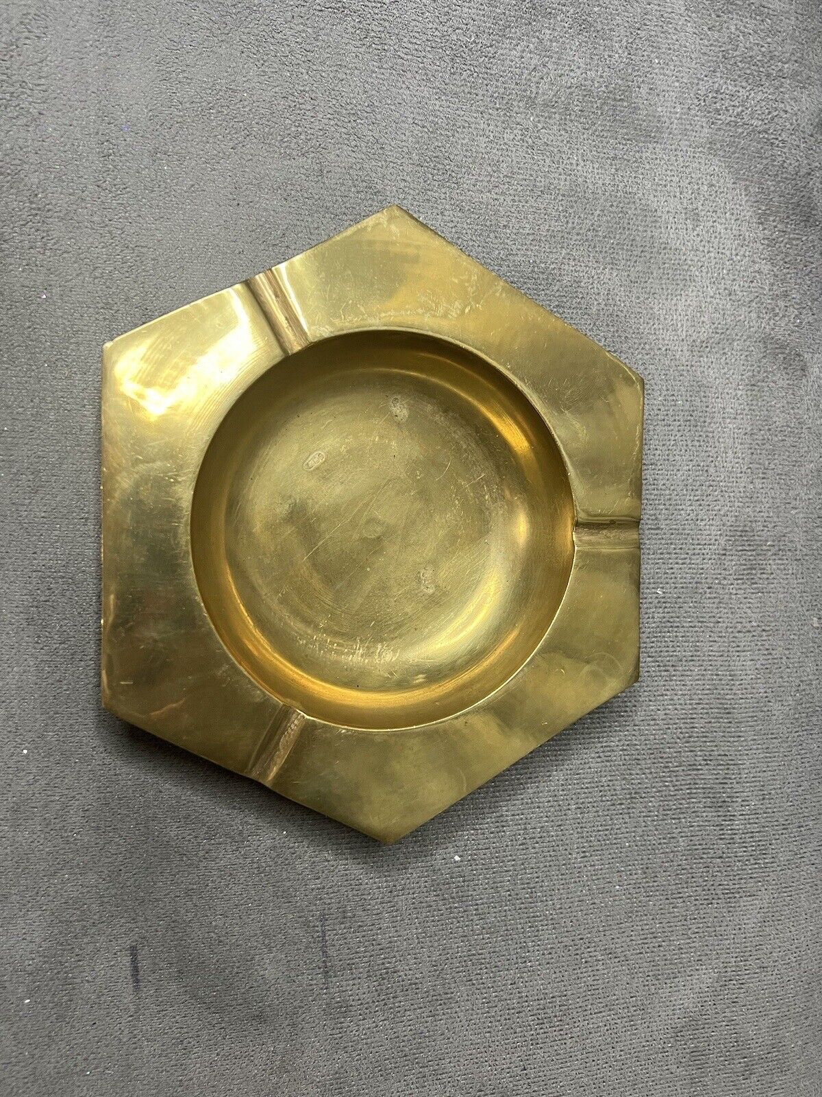 VTG Art Deco Solid Brass Hexagon Tabletop Ashtray Coin Trinket Dish Tray