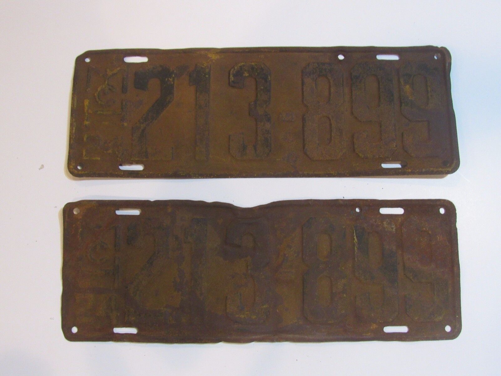 Rare 1924 Michigan License Plate Set Embossed Vintage Metal Pair Deco Mancave