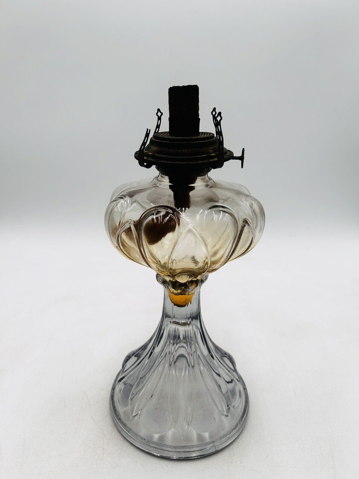 Vintage Glass oil Lamp P & A Banner Burner USA As Is Please Read