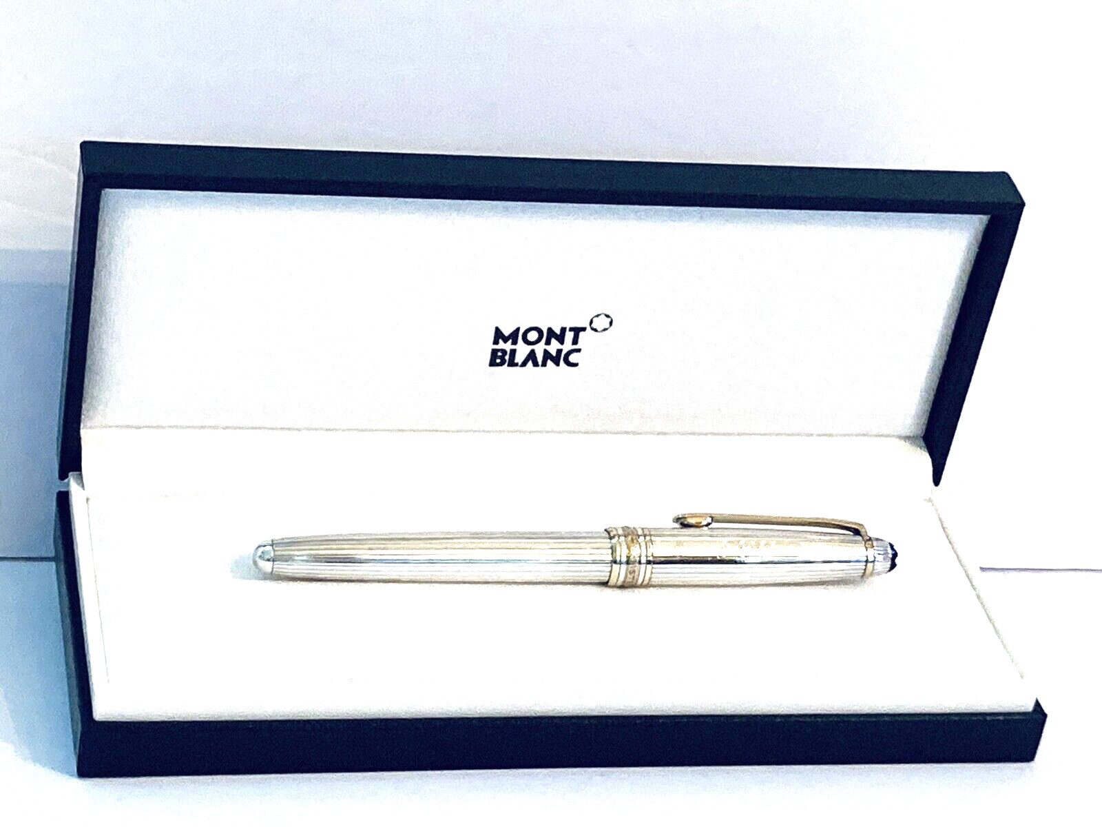 MONT BLANC Luxe Meisterstuck Sterling Silver 2 Tone Solitaire Rollerball Pen/Box