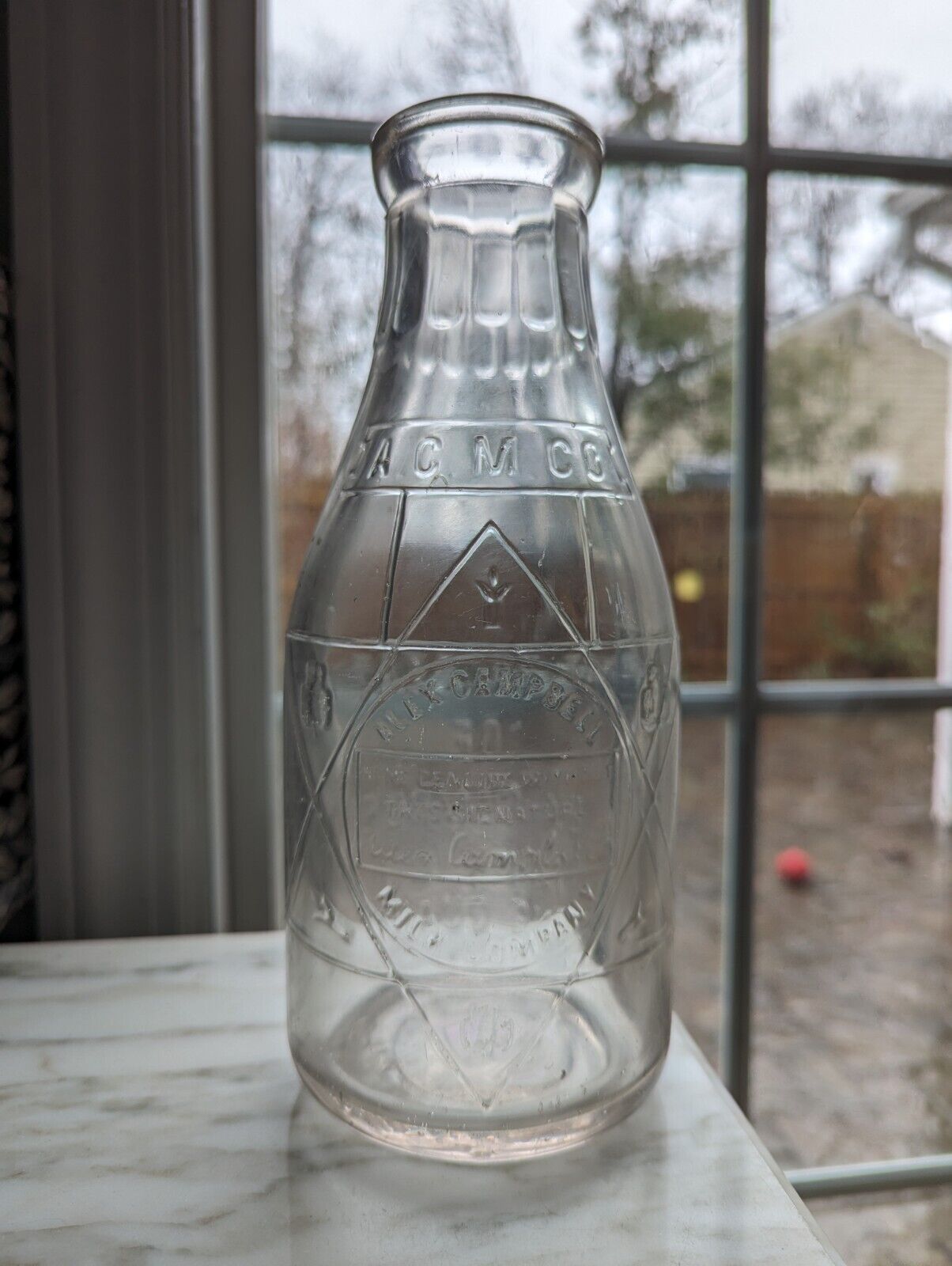 Antique Alex Campbell Milk Company 1 Quart Milk Bottle Embossed Star Vintage 