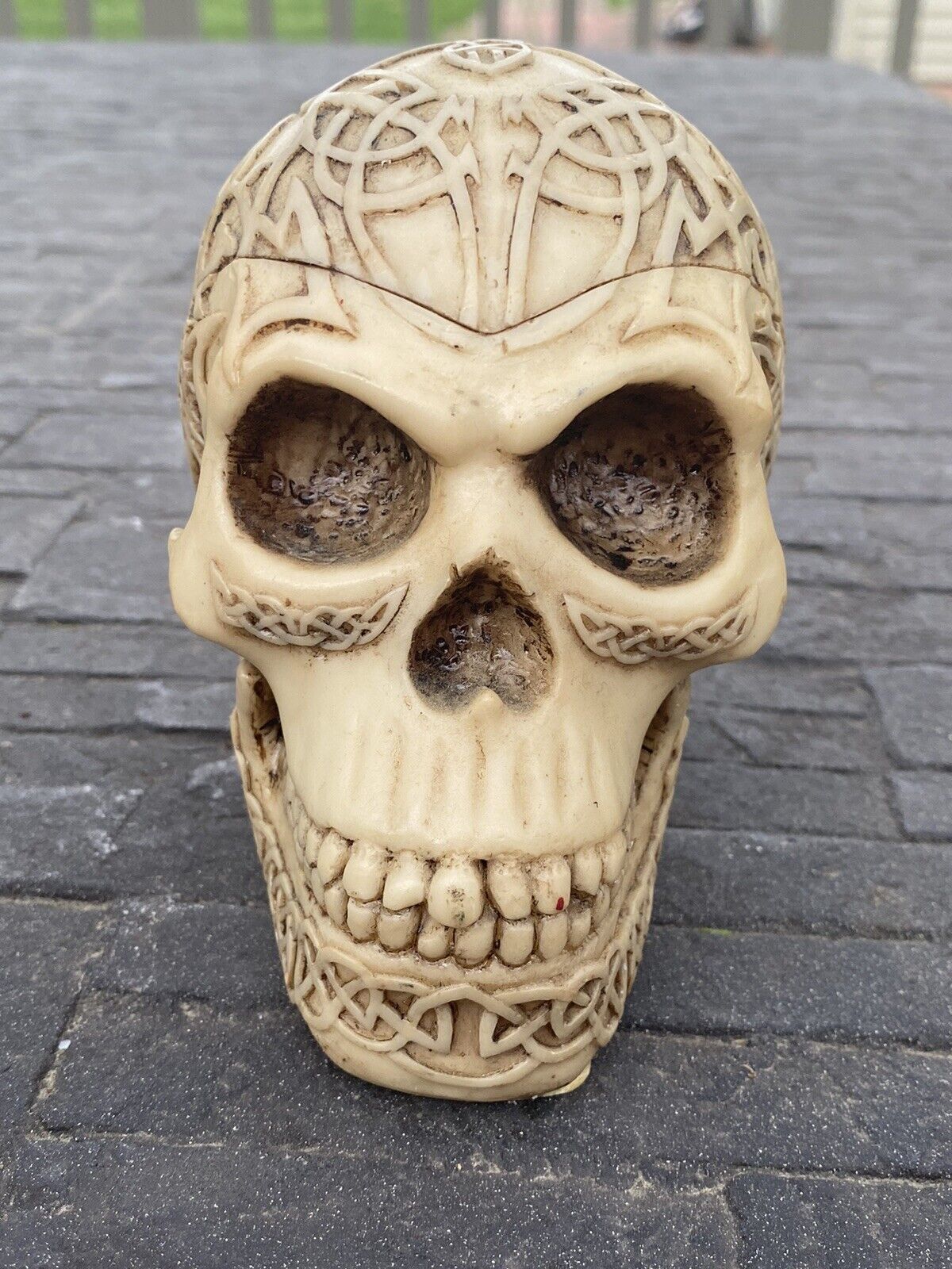 Celtic Cross Bone Skull Ashtray 4.5”
