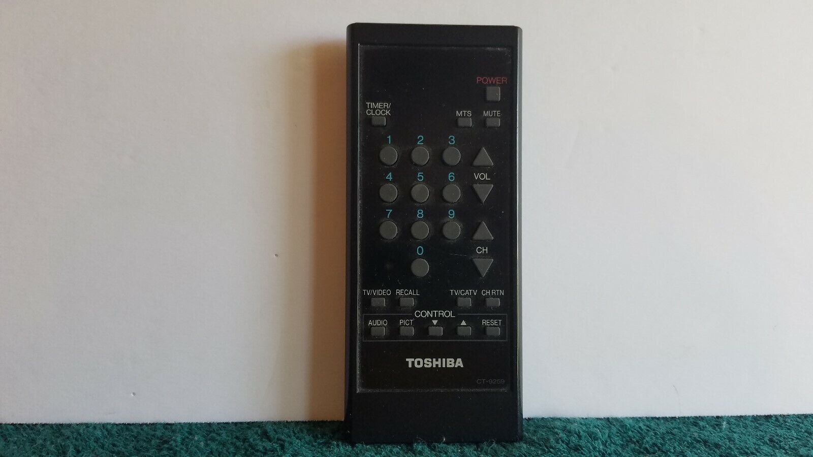 Toshiba Japan CT-9259 Remote Control Clean Battery Comp. C4