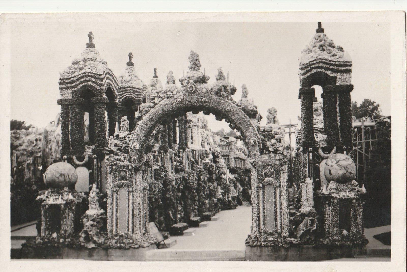 Vintage Postcard Entrance to Way of the Cross Grotto West Bend, Iowa Posted B&W