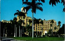 VINTAGE POSTCARD THE VINOY HOTEL ENTRANCE & FRONT LAWN ST. PETERSBURG FLORIDA picture