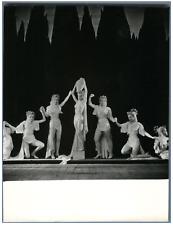 B.M. Bernand, Paris, Casino de Paris, Paris Extra Dry Vintage.  Arg Print picture