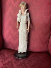 Lady Diana Princess Of Wales 1998 Franklin Mint Porcelain Portrait Doll 17” picture