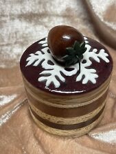 KUMANODO Satashi Music Box Cake, Snow Flake Acorn Plays When Wish Upon a Star picture