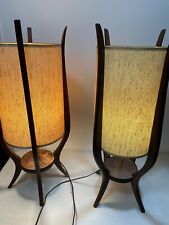 Set Of 2 Mid-Century Modern / Danish Style Wood Lamp Unmarked, 30