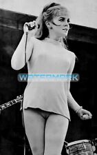 Young ANN MARGRET Performs in VIETNAM ** ARCHIVAL Pro PREMIUM PHOTO (8.5