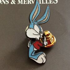Pin's Folies ❤️ Enamel pin badge BUSTER BUNNY Tiny Toons Warner Bros K1 picture