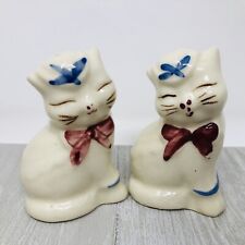 Shawnee Puss 'n Boots Cat Salt Pepper Shakers USA Art Pottery Anthropomorphic picture