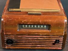 1940s Vintage RCA Victor Victrola Table Top Record Player Radio Works picture