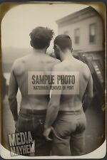 Looking over shoulder shirtless men in jeans  Print 4x6 Gay Interest Photo #113 picture
