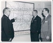 1959 F R Boswell J L Wadlow JM Parks of Shell Oil Houston Map Press Photo picture