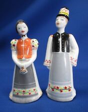 PAIR HAND-PAINTED HOLLOHAZE PORCELAIN HUNGARY PEASANT COUPLE FIGURINES picture