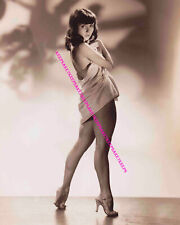 1940's ACTRESS/SINGER JULIE GIBSON IN A TOWEL AND HEELS LEGGY 8x10 PHOTO A-JGIBS picture