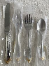 NEW Oneida Community GOLDEN KENWOOD 4 Piece Place Setting picture