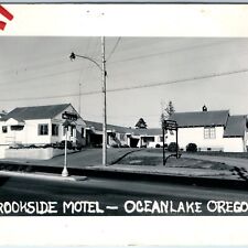 c1940s Oceanlake, OR RPPC Brookside Motel Real Photo Street Vtg Postcard Ore A98 picture