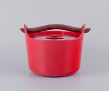 Timo Sarpaneva for Rosenlew, Finland. Cast iron pot in red enamel. picture