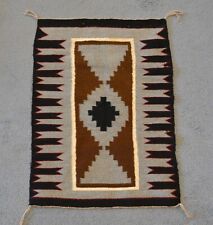 Vintage Navajo Indian Rug - Stepped Diamond Design with Wide Border - 32.5