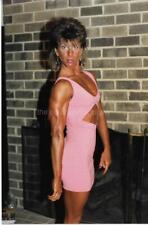 FEMALE BODYBUILDER 80's 90's FOUND PHOTO Color MUSCLE WOMAN Original EN 19 2 F picture