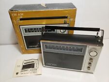 Vintage 1970s Channel Master AM/FM Radio Model 6233 - Excellent - See Video picture