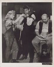 Gene Barry + Eve Brent + Gerald Milton in Forty Guns (1963)❤ Vintage Photo K 258 picture